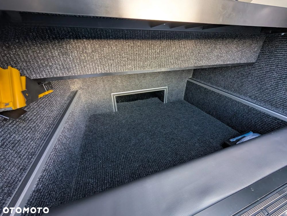 Mercedes-Benz Sprinter 519 - 7