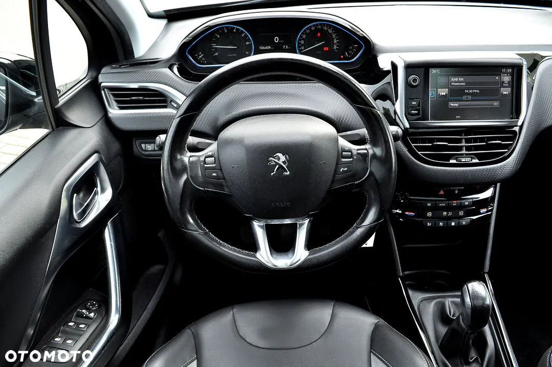 Peugeot 2008 1.2 Pure Tech GPF Allure S&S - 6
