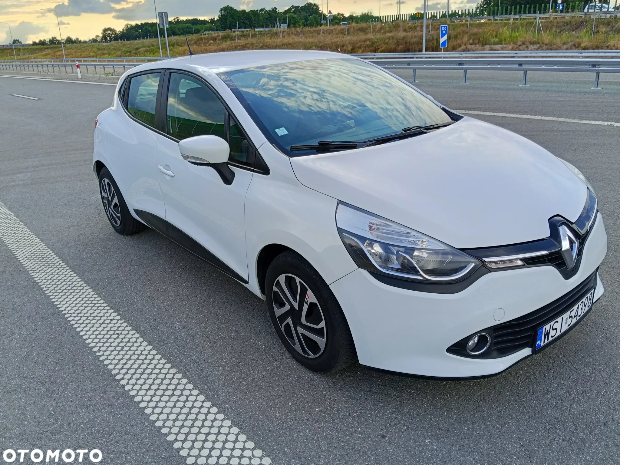 Renault Clio 1.5 dCi Energy Intens - 3