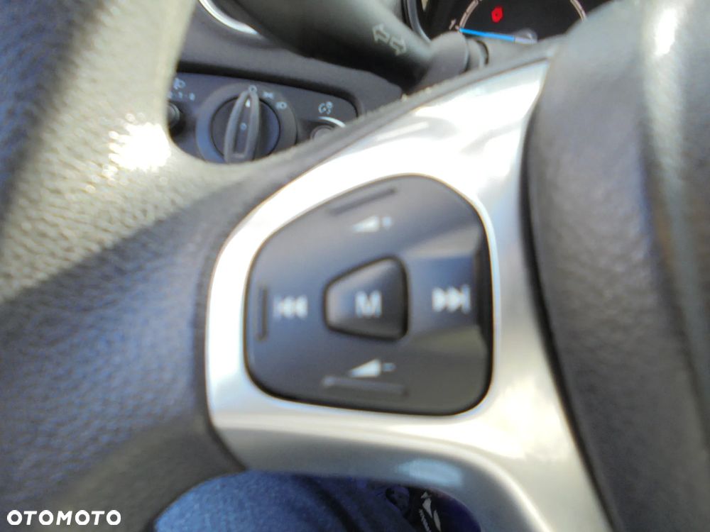 Ford Fiesta 1.25 Ambiente - 20