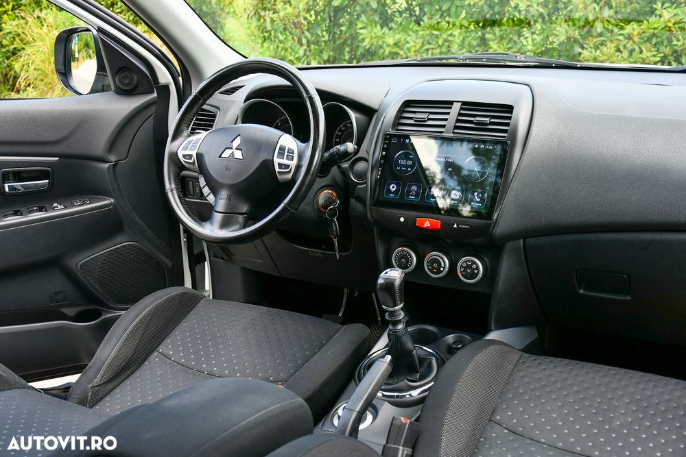 Mitsubishi ASX 1.8 DI-D 4WD Instyle - 16