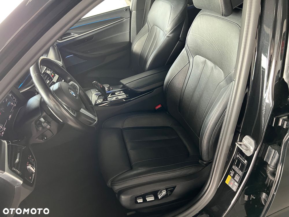 BMW Seria 5 520e M Sport sport - 14
