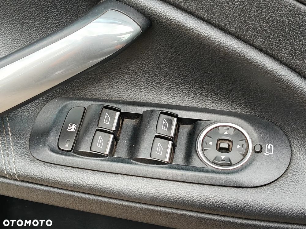 Ford Mondeo 2.0 TDCi Titanium S - 10