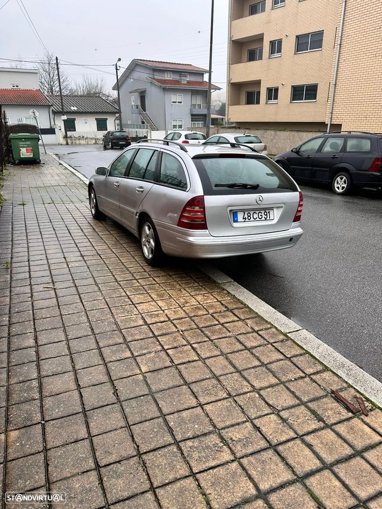 Mercedes-Benz C 200 - 2