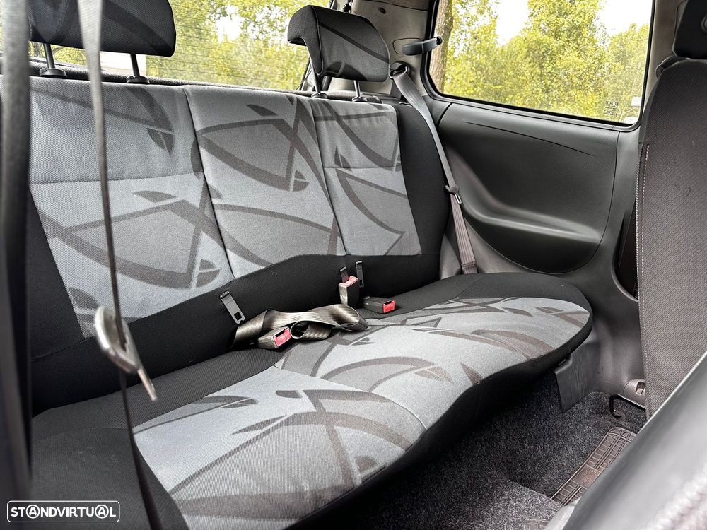 Fiat Punto 1.2 60 Sound - 9