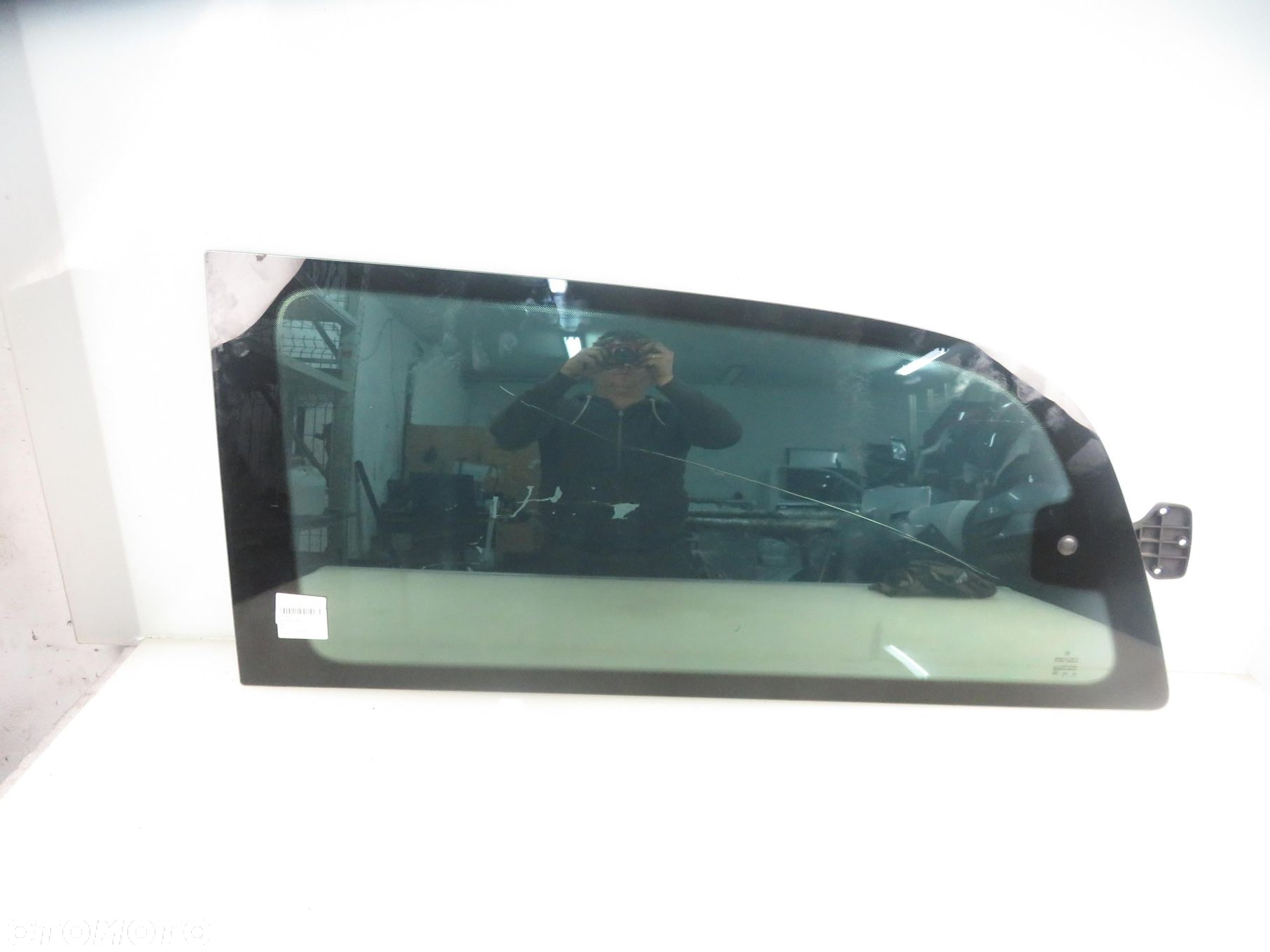 SZYBA UCHYLNA LEWA TYLNA MERCEDES VITO W639 - 4