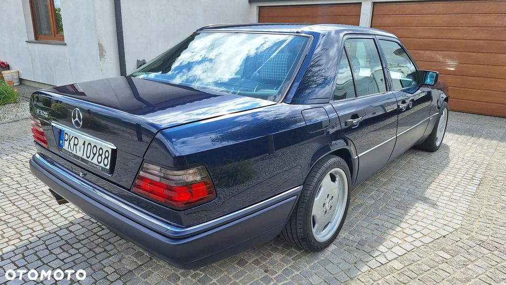 Mercedes-Benz W124 (1984-1993) - 4