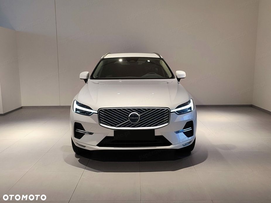 Volvo XC 60 B5 B AWD Core - 4