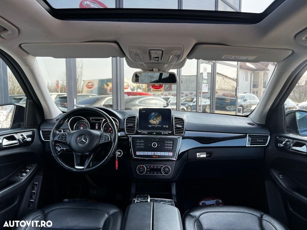 Mercedes-Benz GLS - 7