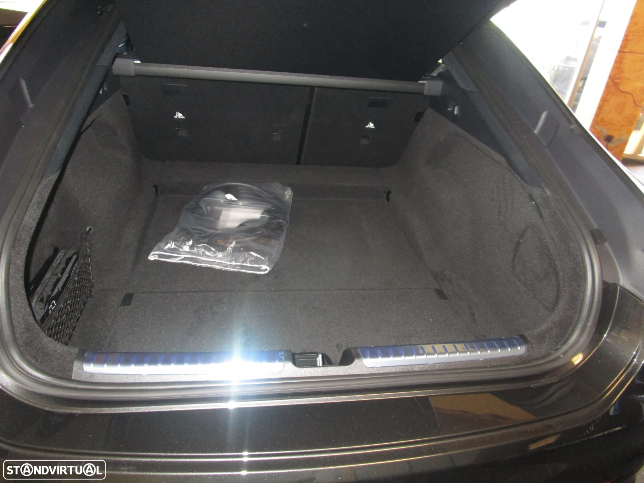 Mercedes-Benz EQS - 24