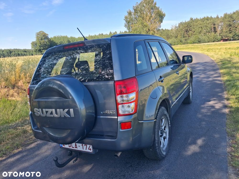 Suzuki Grand Vitara 1.9 DDiS Comfort DPF Limited - 10