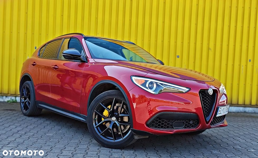 Alfa Romeo Stelvio 2.0 Turbo 16V AT8-Q4 Veloce Ti - 1