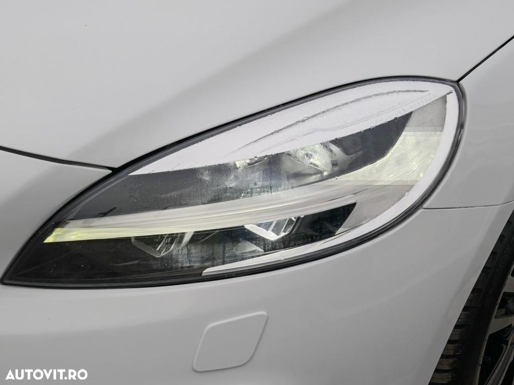 Volvo V40 D2 DRIVe Aut. Momentum - 26