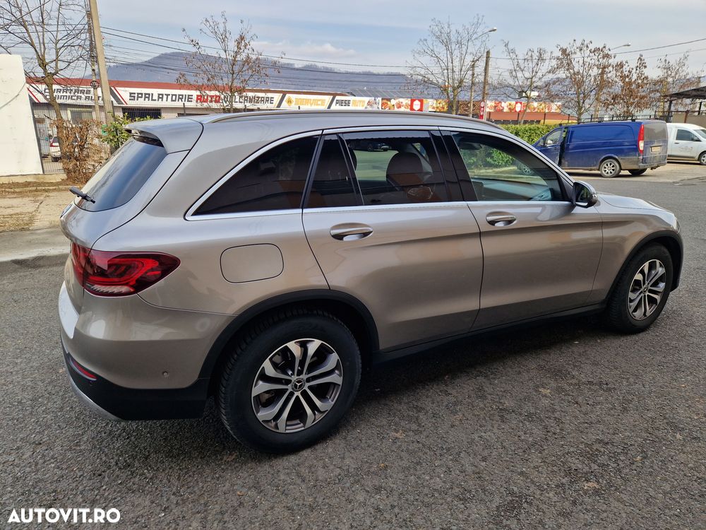 Mercedes-Benz GLC 220 d 4MATIC - 2