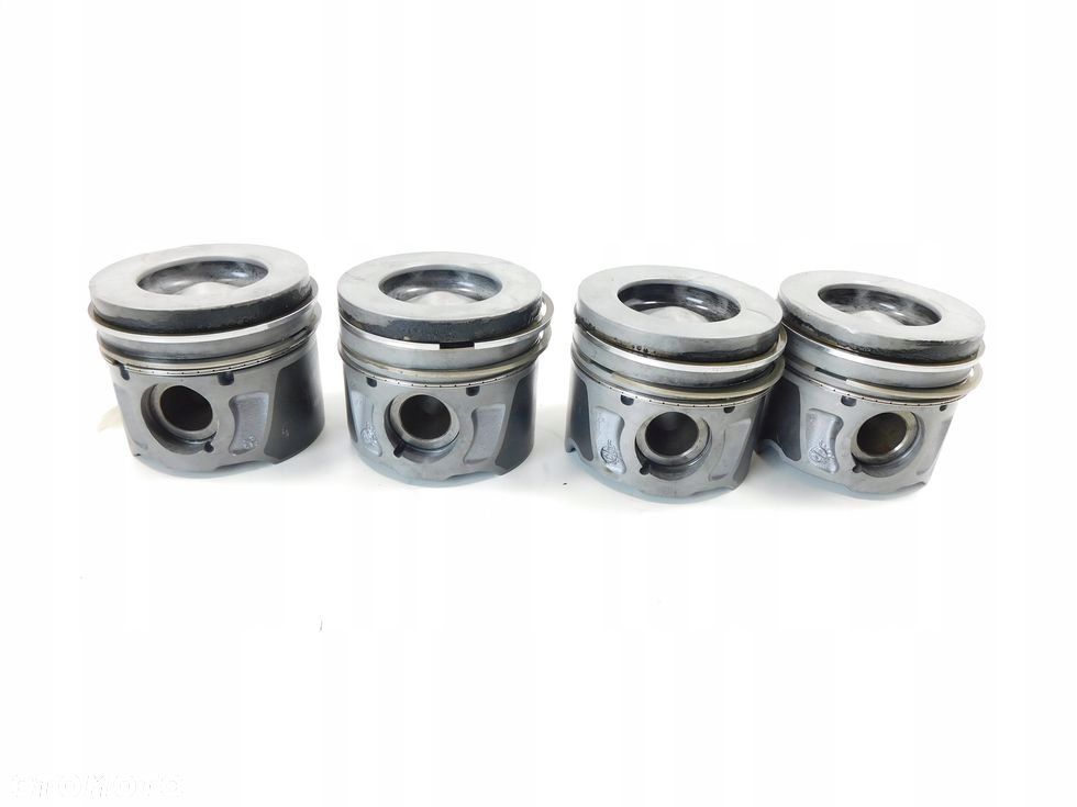 Tłok tłoki 2.0 HDI TDCI EURO 5 Ford Peugeot Citroen C5 III C4 II 508 5008 - 3
