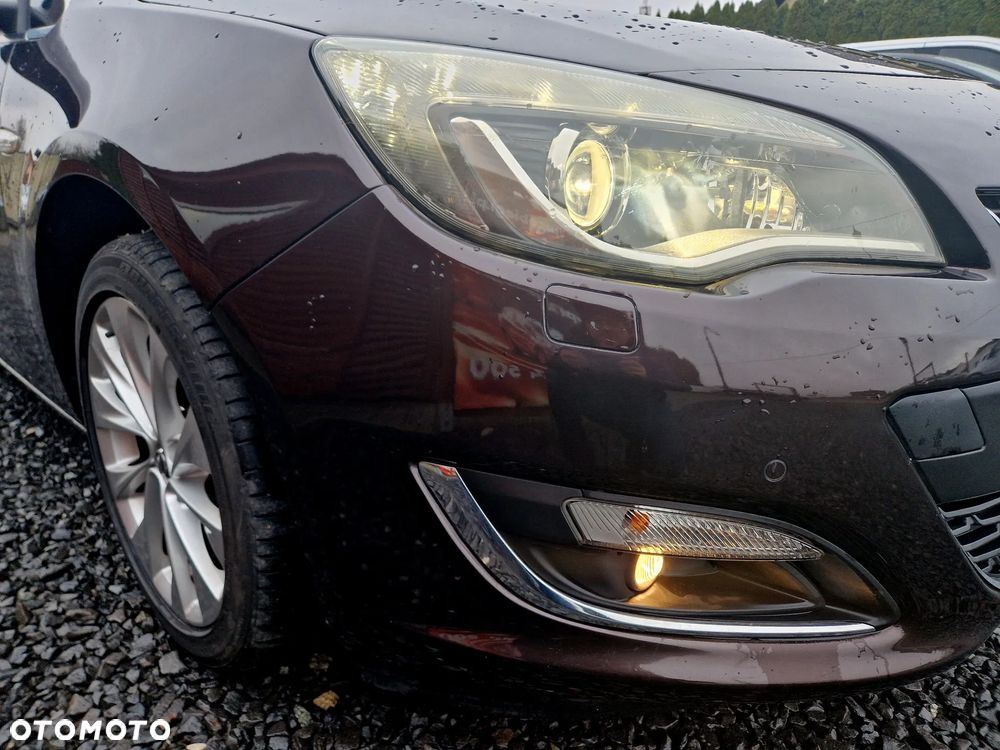 Opel Astra 1.4 Turbo - 37