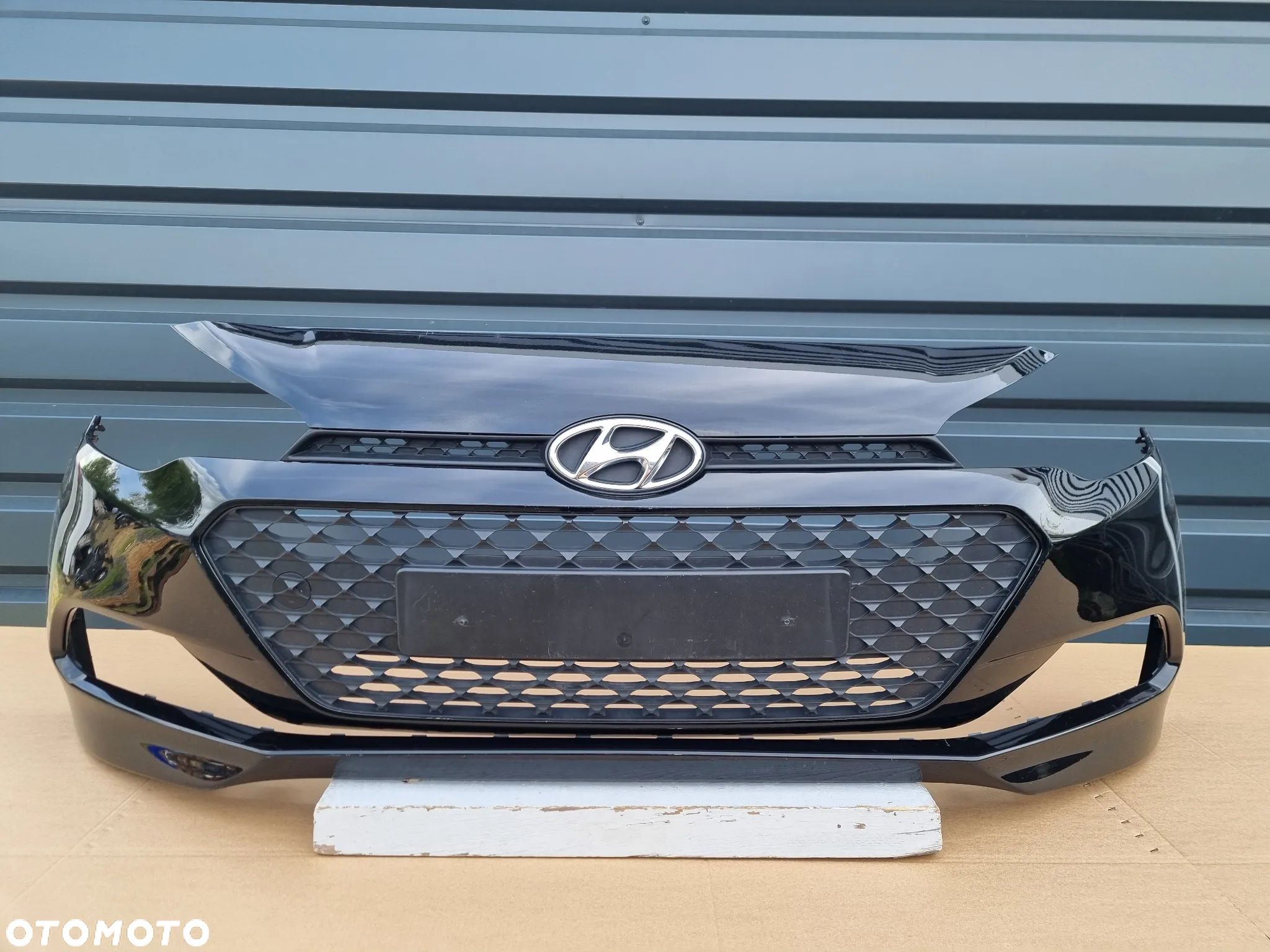 HYUNDAI I20 II 2014- Zderzak przód oryginał MA095 - 1