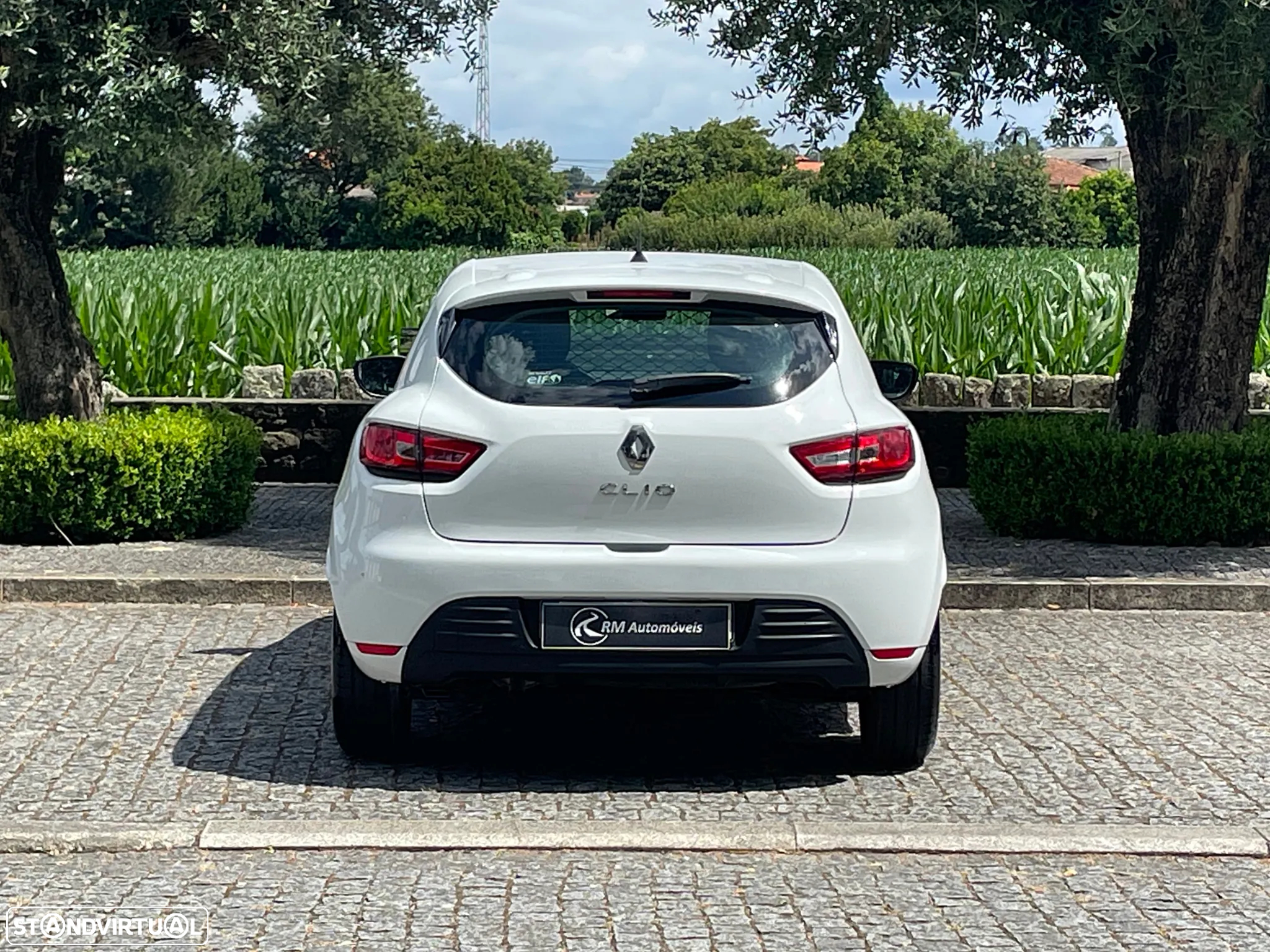 Renault Clio 1.5 dCi IVA Dedutível - 6