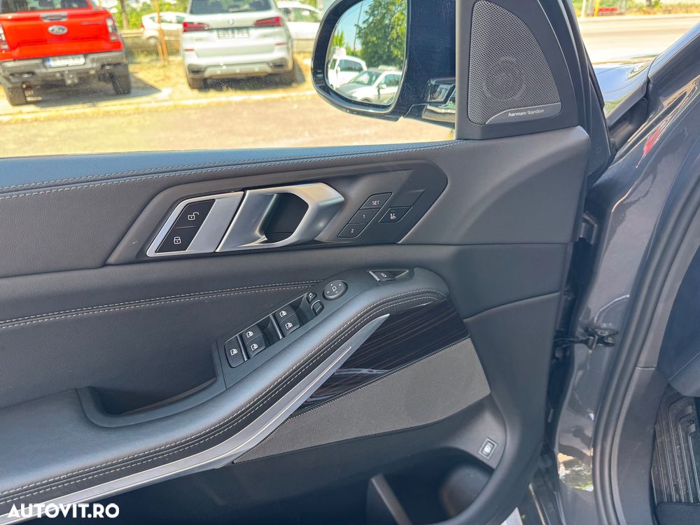 BMW X5 xDrive50e - 19