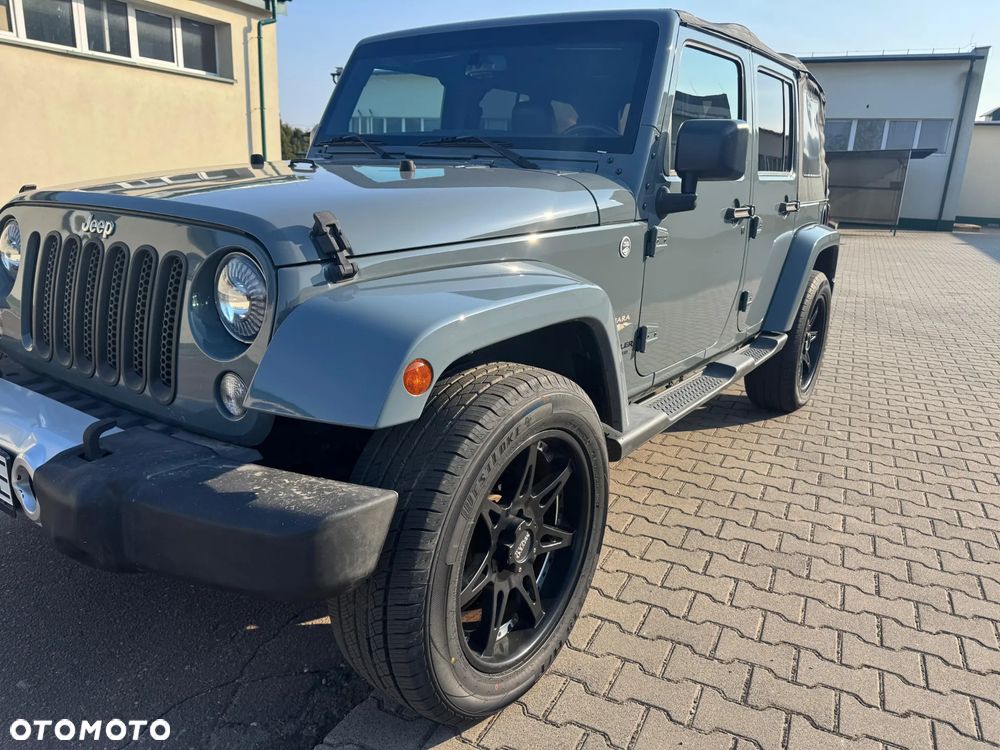 Jeep Wrangler 3.6 Unlim Sahara - 1