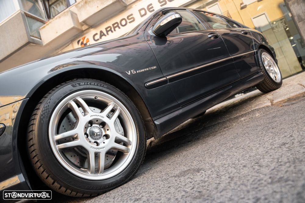 Mercedes-Benz C 32 AMG - 5