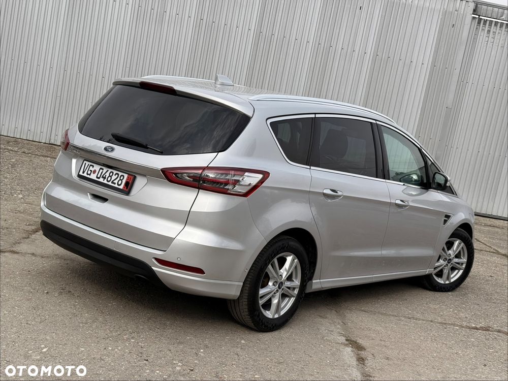 Ford S-Max 2.0 EcoBlue Titanium - 26
