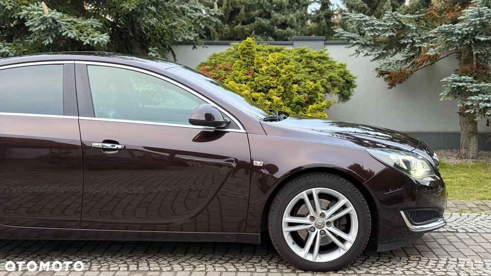 Opel Insignia 2.0 CDTI - 11