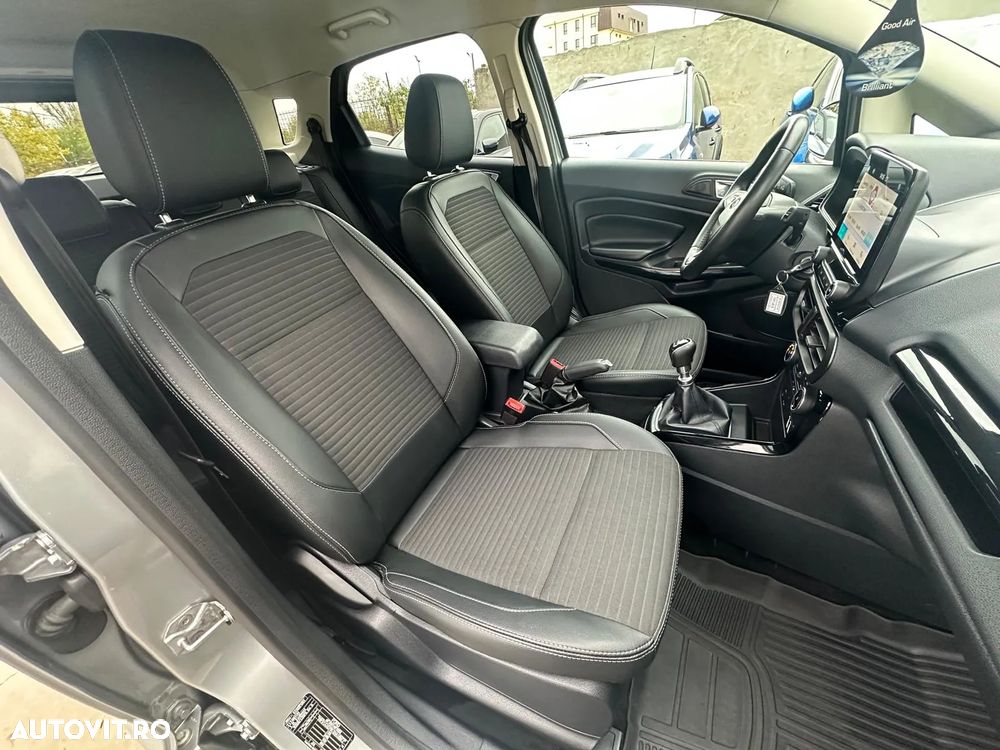 Ford EcoSport 1.0 EcoBoost Titanium - 18