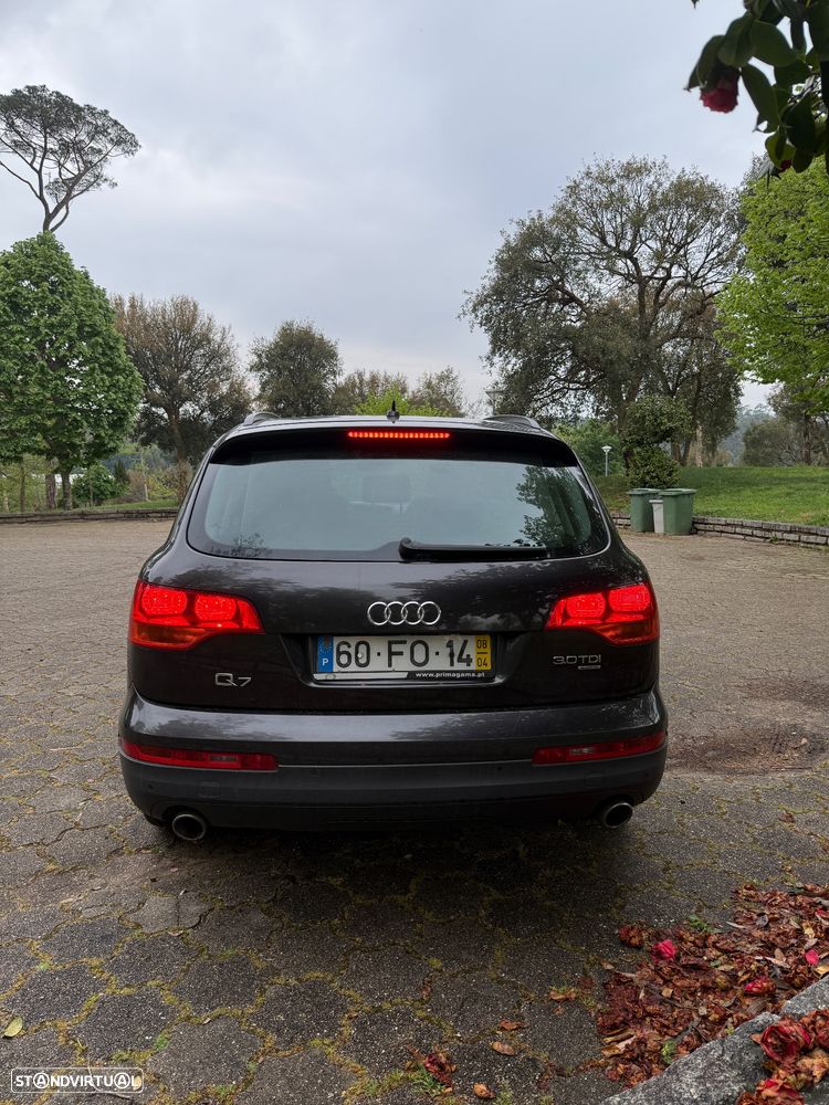 Audi Q7 3.0 V6 TDi quattro Tiptronic - 3