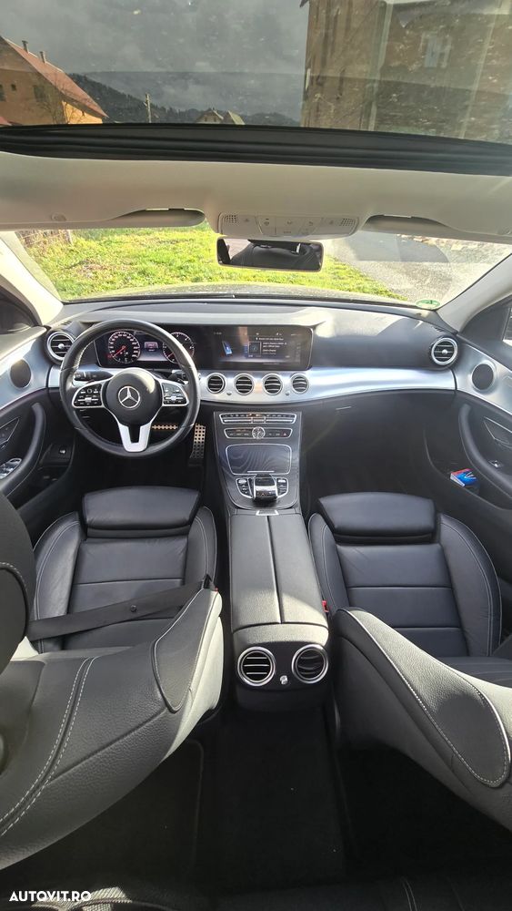 Mercedes-Benz E 220 d T 9G-TRONIC AMG Line - 35