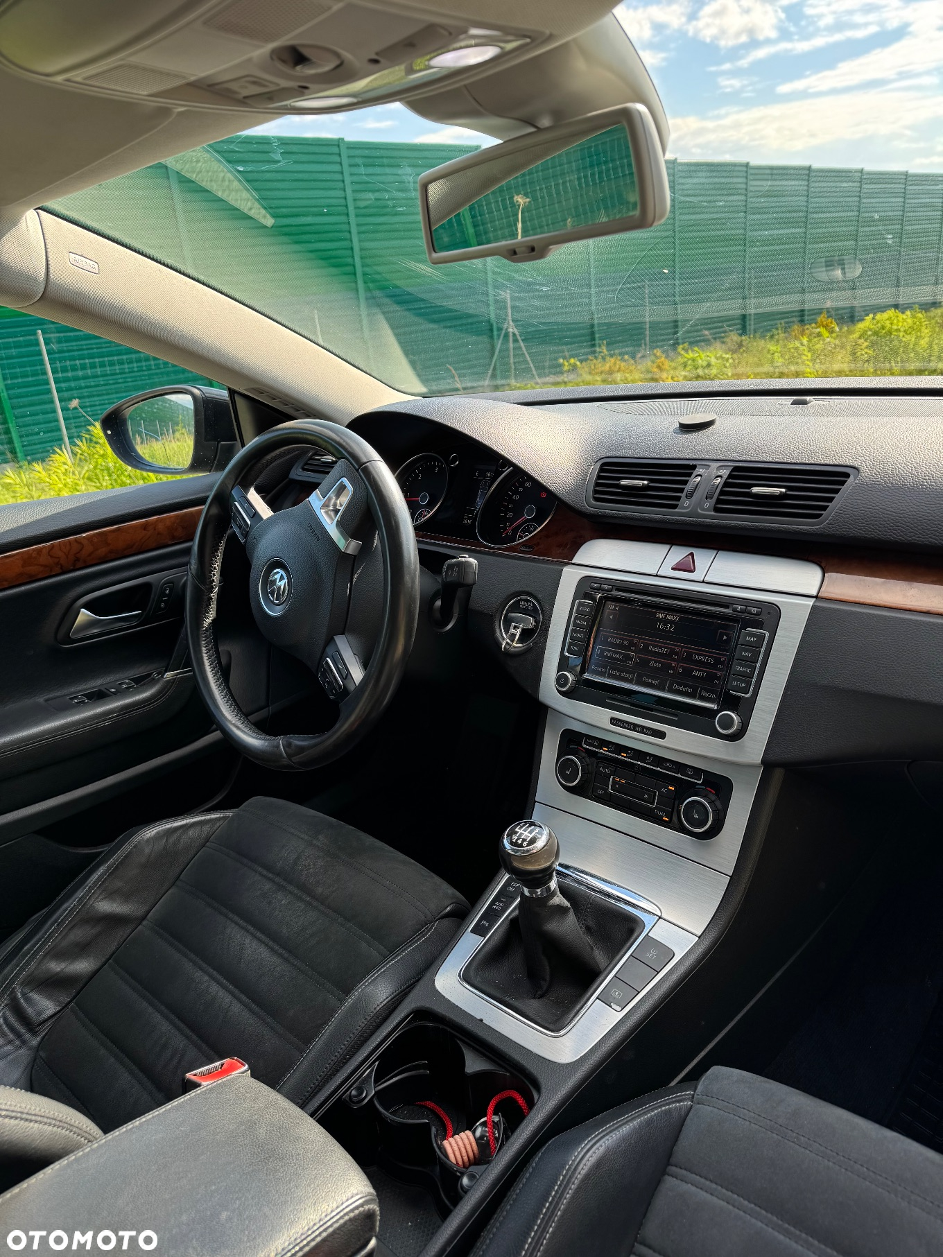 Volkswagen Passat 2.0 TDI Comfortline - 9