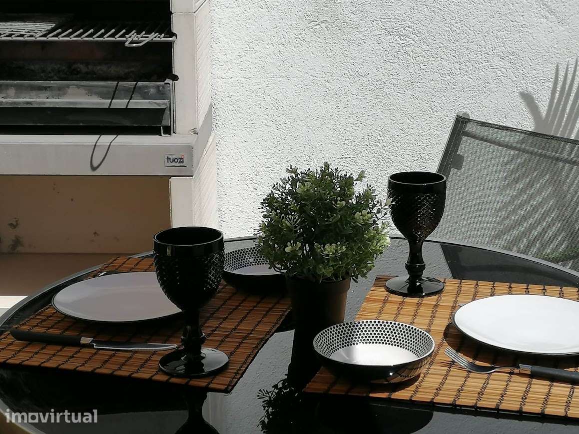 Moradia T1 Duplex Premium Terraço Privativo  (100 m  Estação Comboios) - Grande imagem: 2/31