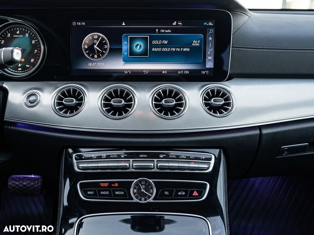 Mercedes-Benz E 200 MHEV - 16