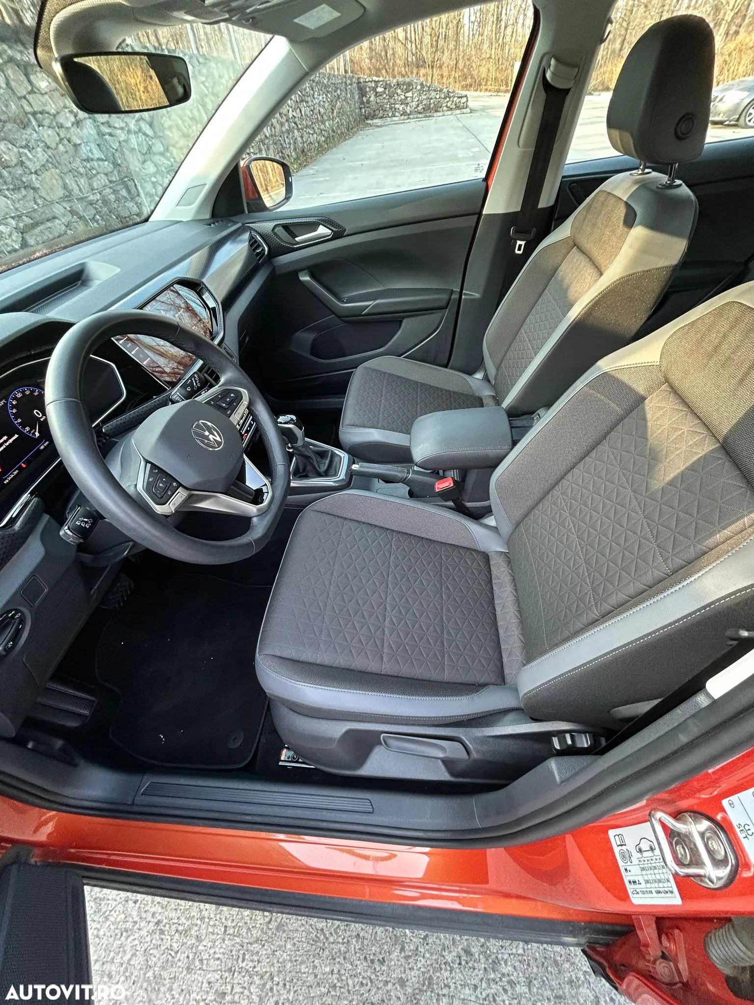 Volkswagen T-Cross 1.0 TSI DSG Style - 5