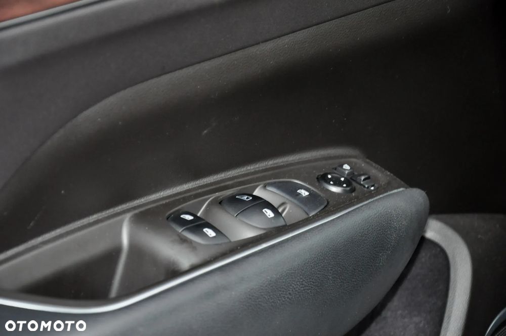 Renault Koleos ENERGY dCi 175 X-tronic 4WD INTENS - 25