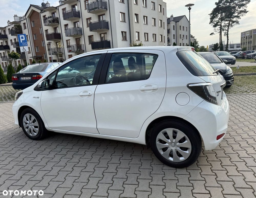 Toyota Yaris 1.5 VVT-i Comfort - 10
