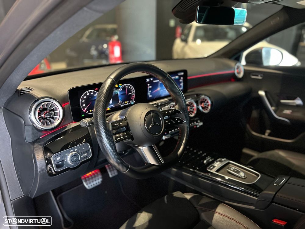 Mercedes-Benz A 250 e AMG Line - 19