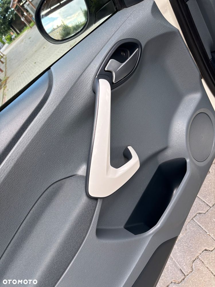 Ford KA 1.2 Concept+ - 21
