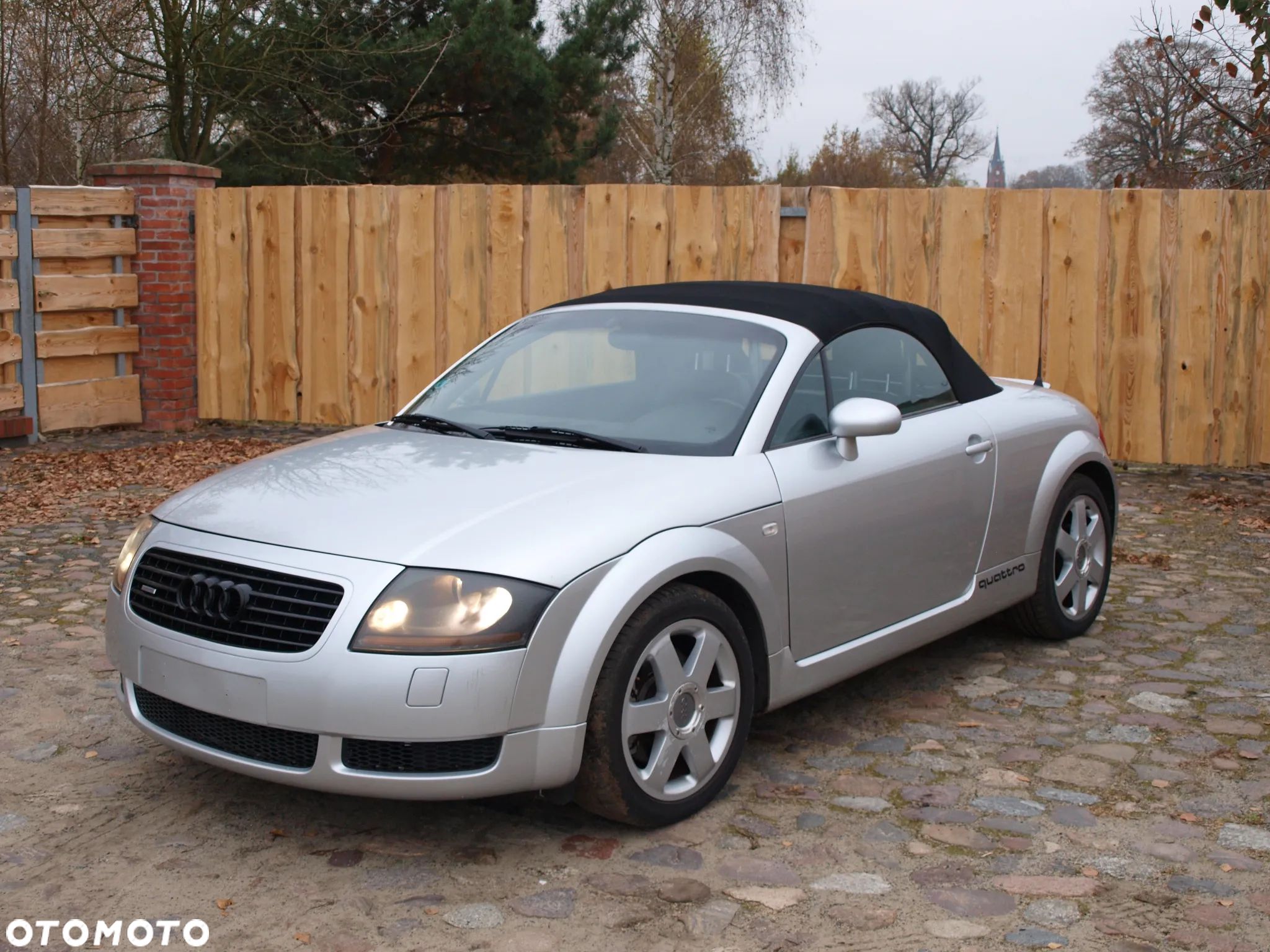 Audi TT Roadster 1.8 T quattro - 1