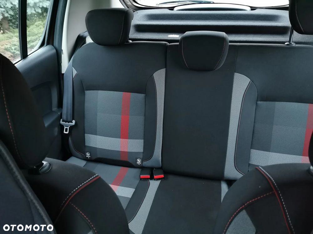 Dacia Sandero 0.9 TCe Techroad S&S - 15