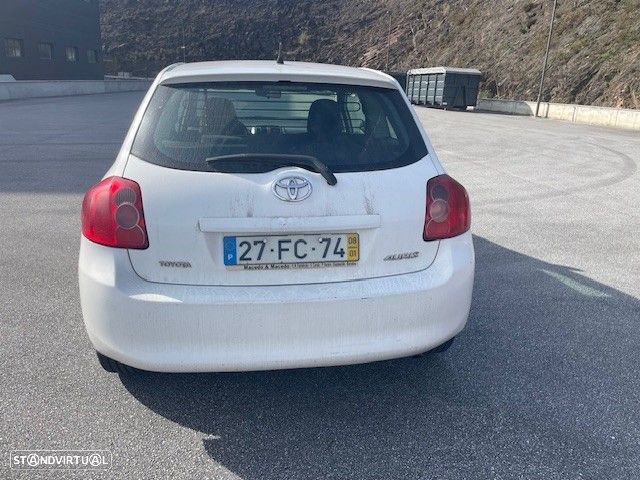 Toyota Auris 2008 photo 4