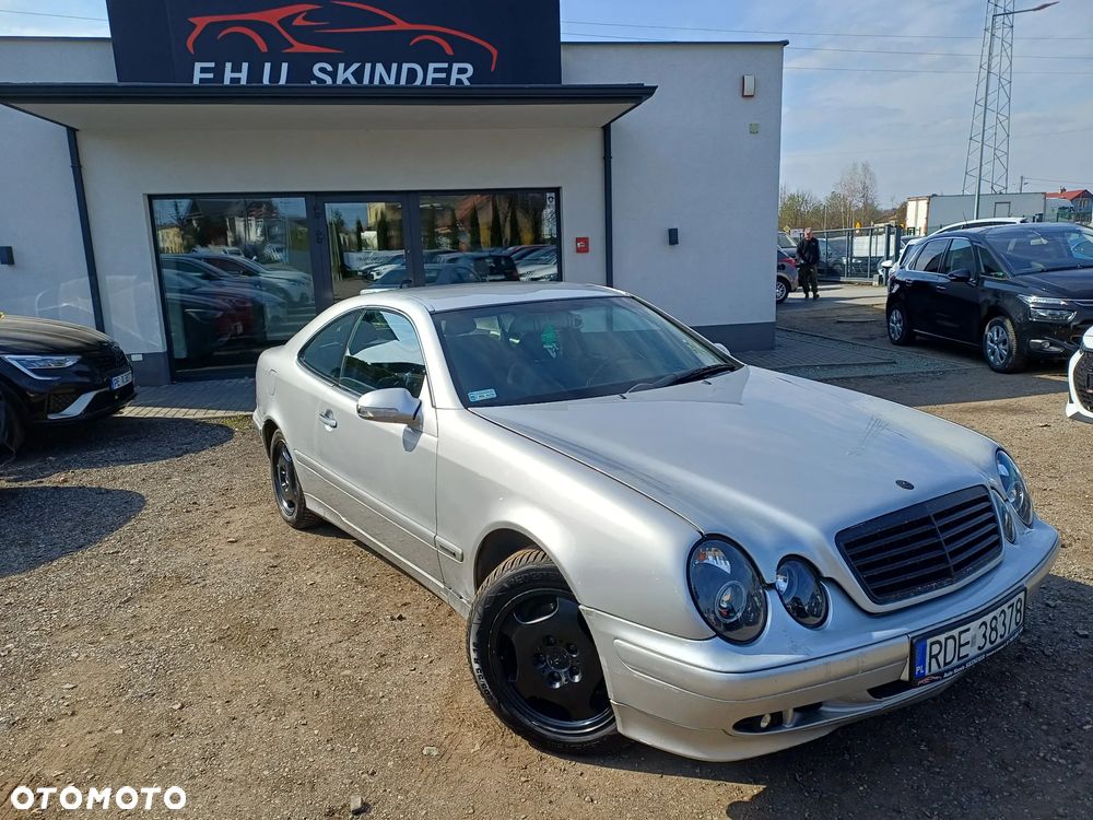 Mercedes-Benz CLK - 1
