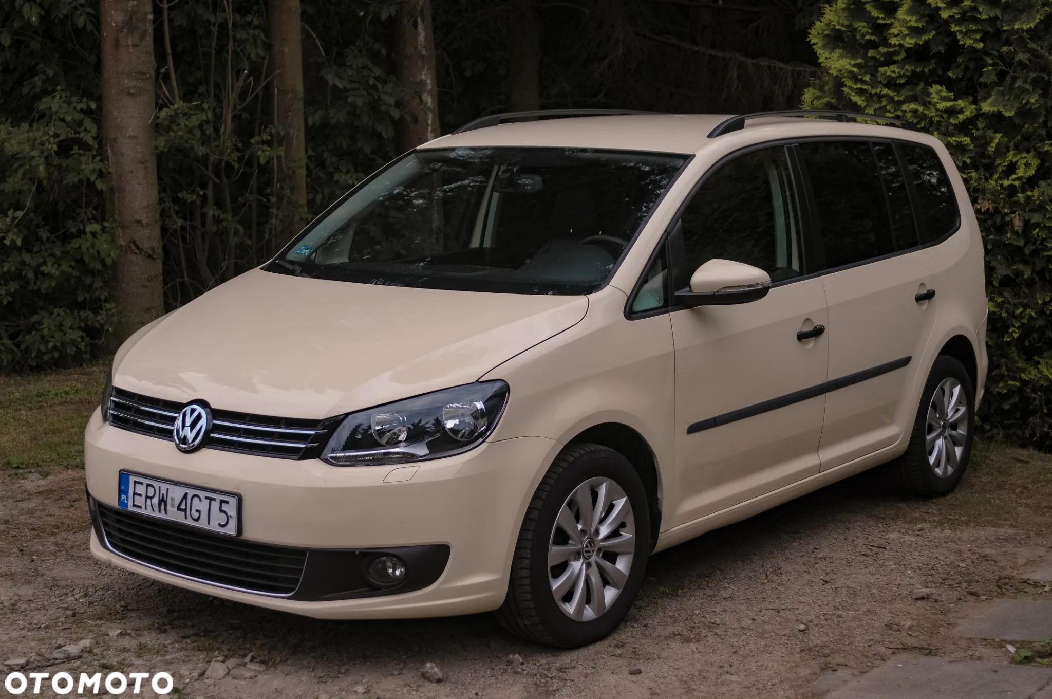 Volkswagen Touran 1.6 TDI DPF Comfortline DSG - 1