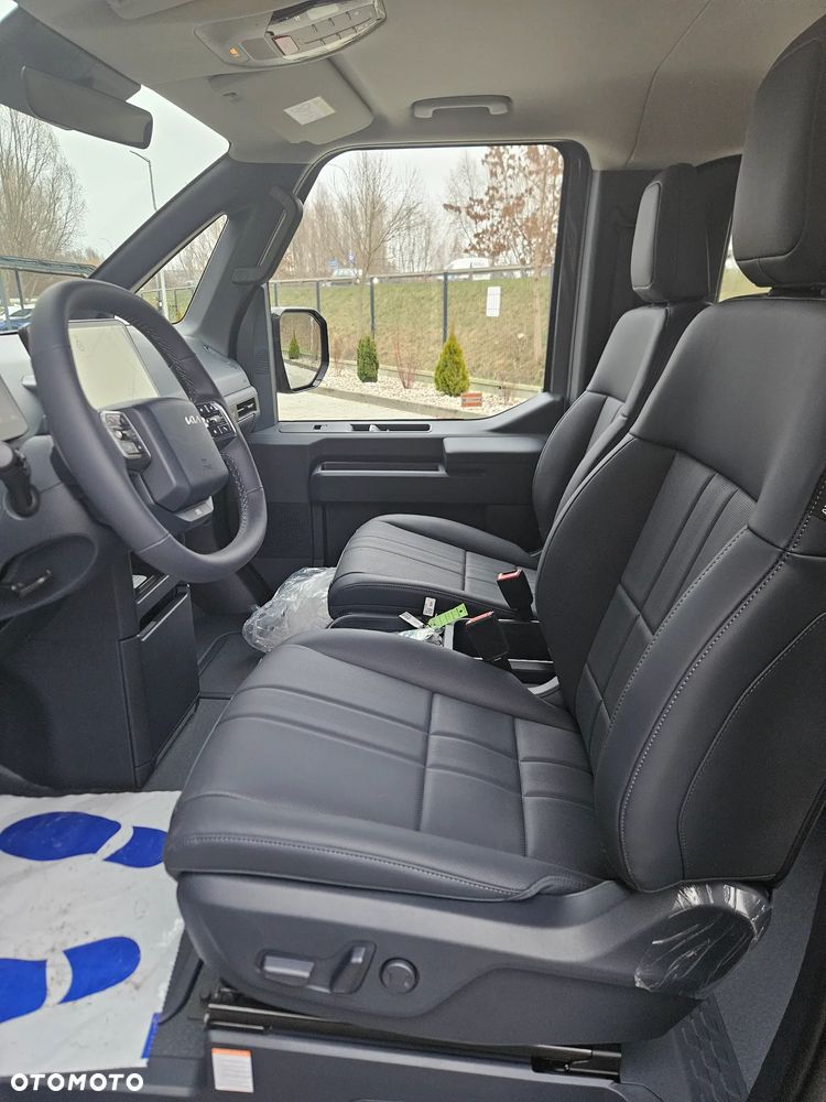 Kia PV5 - 15