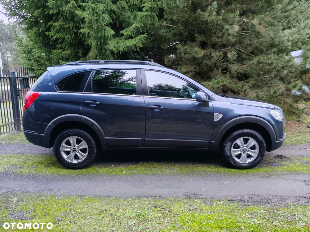 Chevrolet Captiva 2.4 2WD 5 Sitzer LS - 12