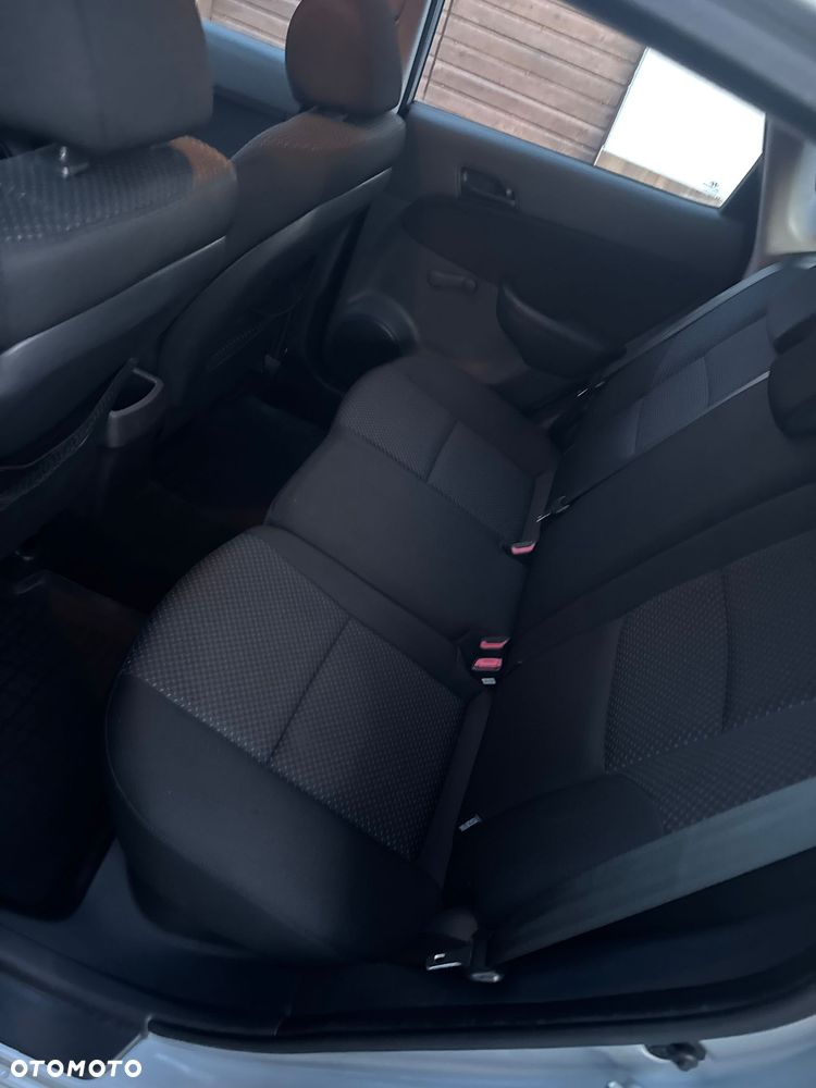 Hyundai i30 1.6 CRDi Blue Classic - 21