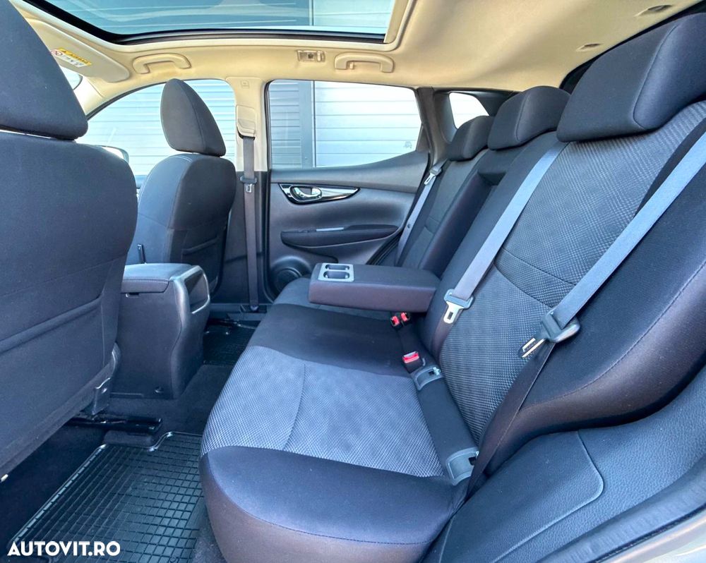 Nissan Qashqai 1.6 DCI ALL-MODE 4x4i N-Connecta - 20