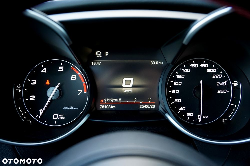 Alfa Romeo Giulia 2.0 Turbo Veloce TI Q4 - 30