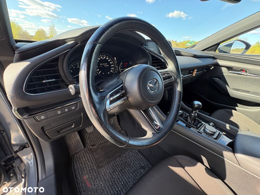 Mazda 3 SKYACTIV-G 2.0 M-Hybrid 150 - 23