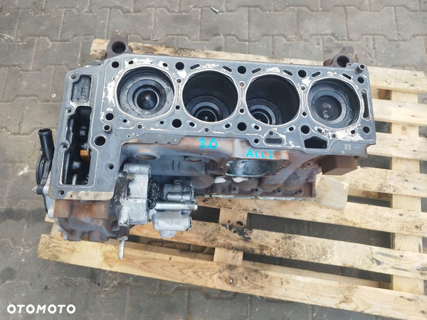DOL SILNIKA SILNIK BLOK DUCATO IVECO 3.0 06-10R EURO 4 F1CE0481D
